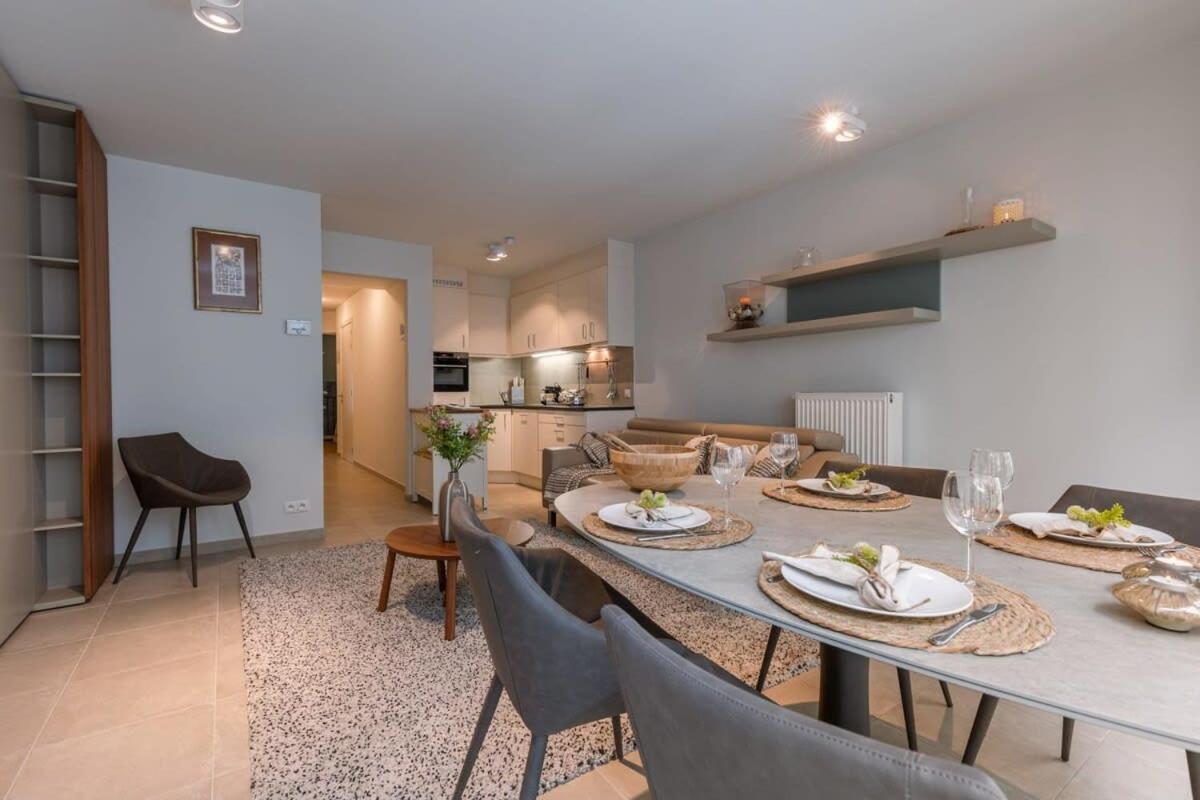 Huswell - Comfortable 2 Bedroom Apartment With Sea-View Knokke-Heist Zewnętrze zdjęcie